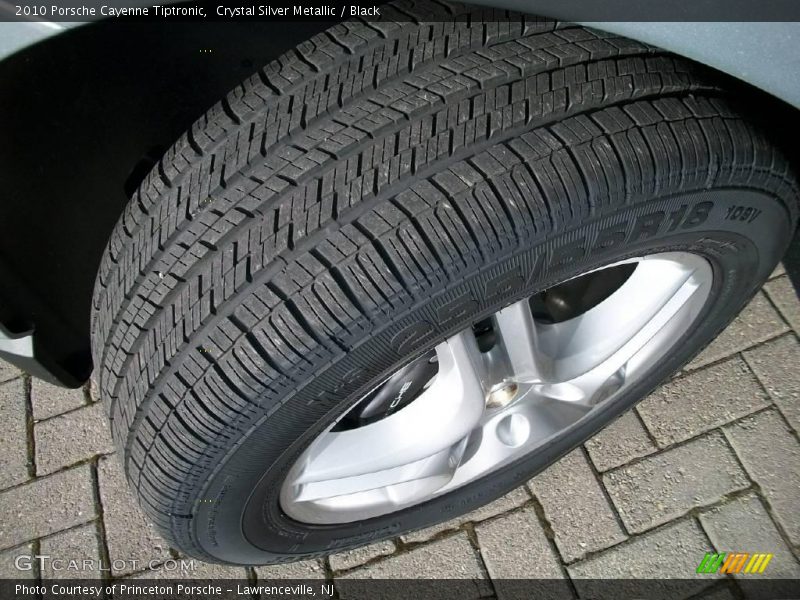 Crystal Silver Metallic / Black 2010 Porsche Cayenne Tiptronic