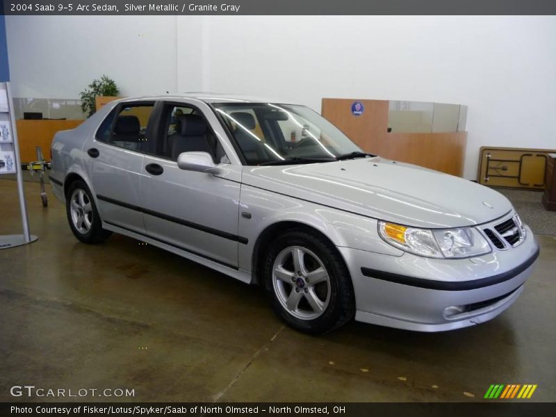 Silver Metallic / Granite Gray 2004 Saab 9-5 Arc Sedan