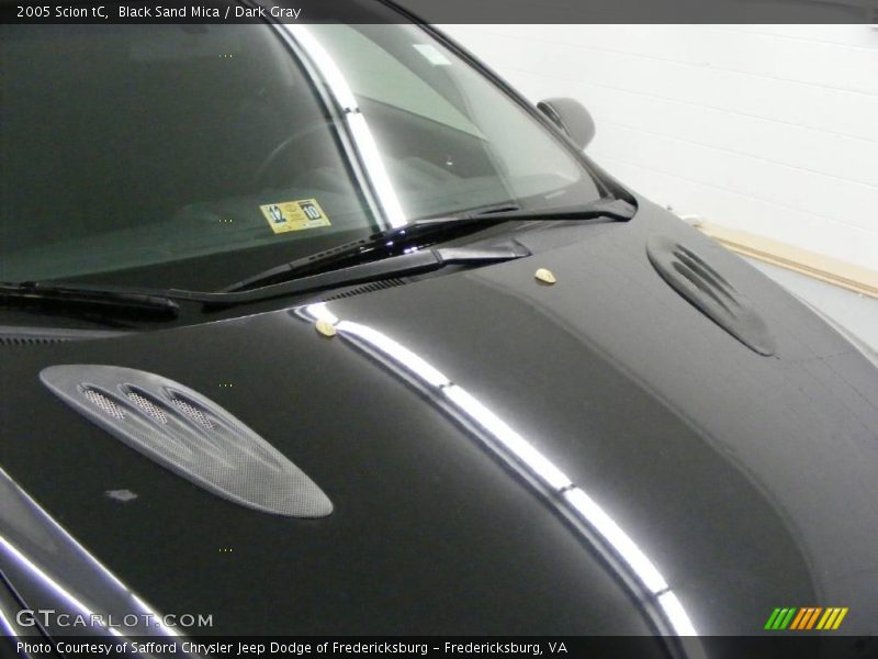 Black Sand Mica / Dark Gray 2005 Scion tC