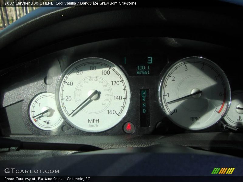 Cool Vanilla / Dark Slate Gray/Light Graystone 2007 Chrysler 300 C HEMI