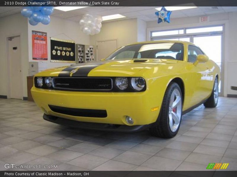 Detonator Yellow / Dark Slate Gray 2010 Dodge Challenger SRT8