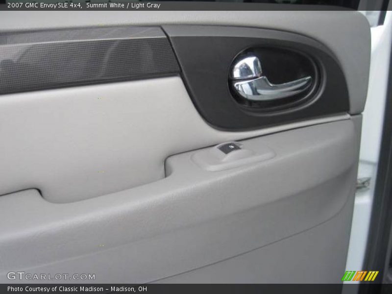 Summit White / Light Gray 2007 GMC Envoy SLE 4x4