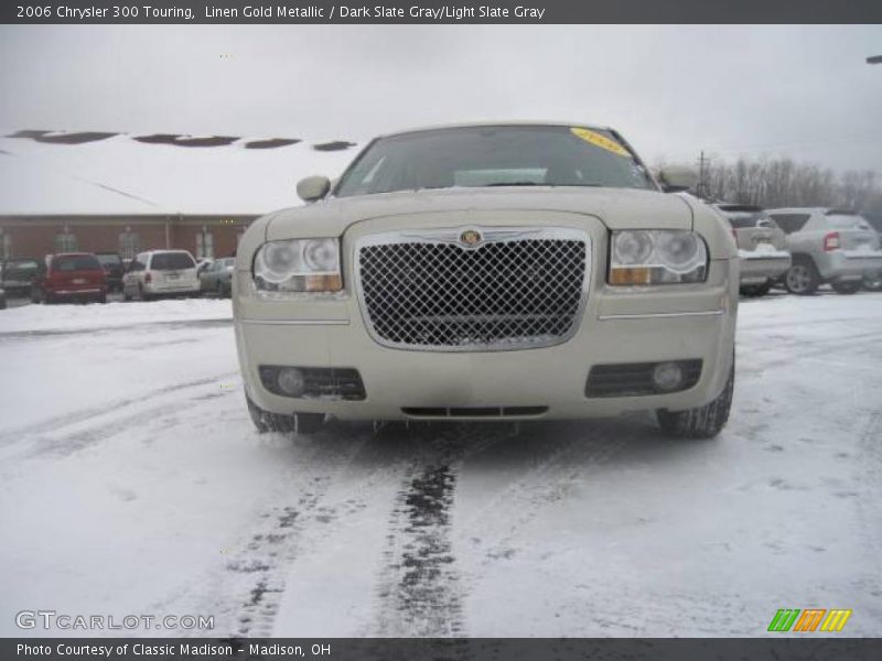 Linen Gold Metallic / Dark Slate Gray/Light Slate Gray 2006 Chrysler 300 Touring