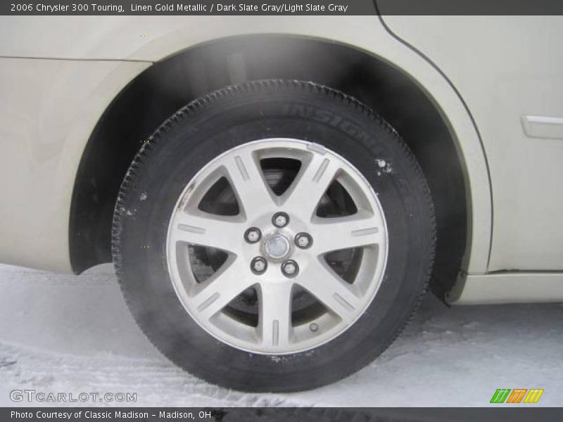 Linen Gold Metallic / Dark Slate Gray/Light Slate Gray 2006 Chrysler 300 Touring