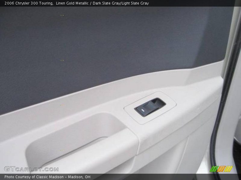 Linen Gold Metallic / Dark Slate Gray/Light Slate Gray 2006 Chrysler 300 Touring