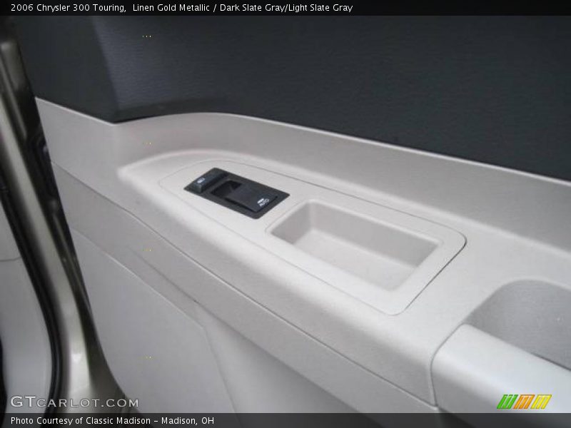 Linen Gold Metallic / Dark Slate Gray/Light Slate Gray 2006 Chrysler 300 Touring