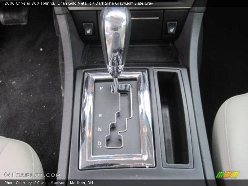 Linen Gold Metallic / Dark Slate Gray/Light Slate Gray 2006 Chrysler 300 Touring