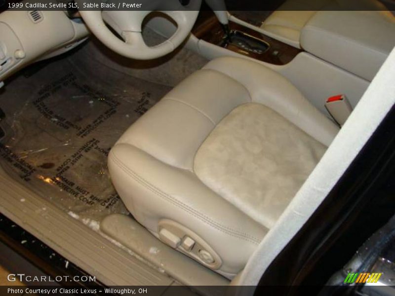 Sable Black / Pewter 1999 Cadillac Seville SLS