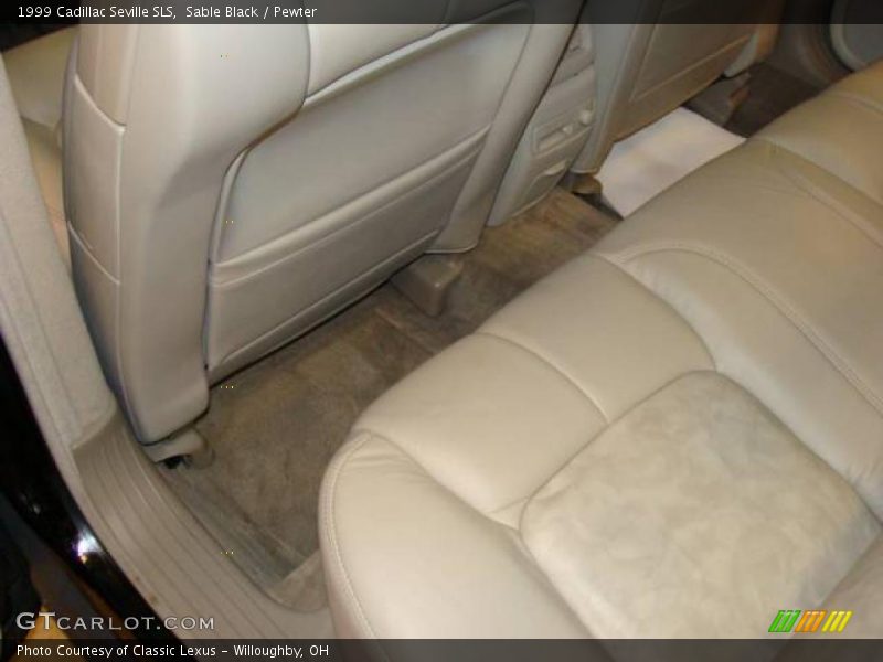 Sable Black / Pewter 1999 Cadillac Seville SLS