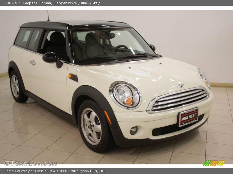 Pepper White / Black/Grey 2009 Mini Cooper Clubman