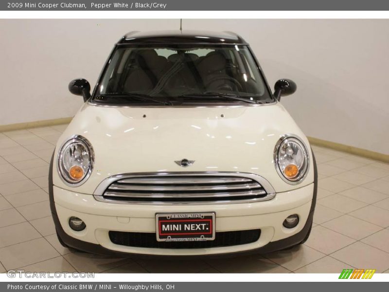 Pepper White / Black/Grey 2009 Mini Cooper Clubman