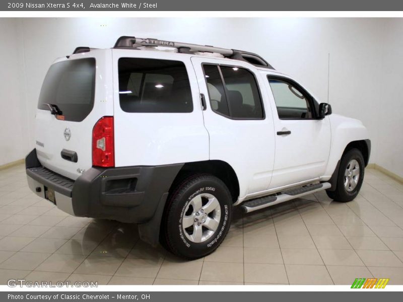 Avalanche White / Steel 2009 Nissan Xterra S 4x4