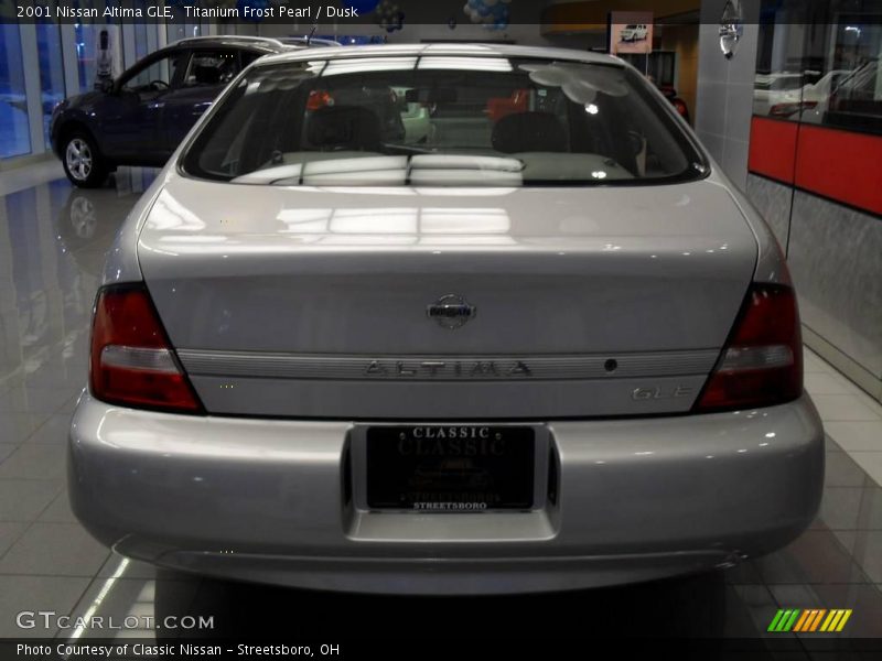 Titanium Frost Pearl / Dusk 2001 Nissan Altima GLE