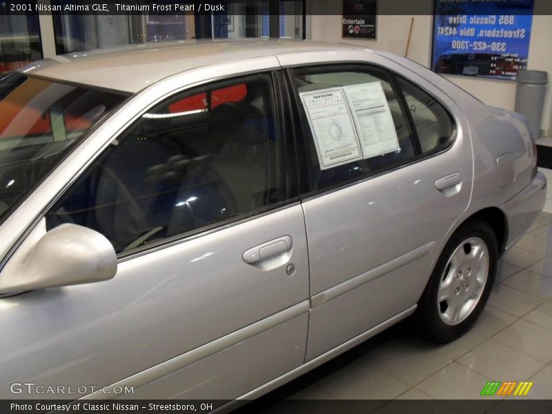 Titanium Frost Pearl / Dusk 2001 Nissan Altima GLE