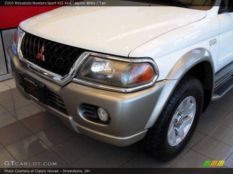 Alpine White / Tan 2000 Mitsubishi Montero Sport XLS 4x4