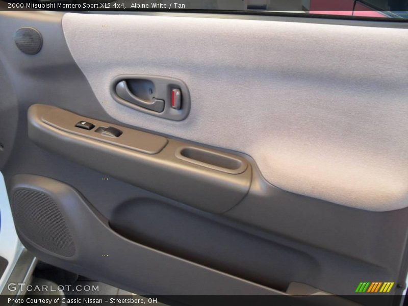 Alpine White / Tan 2000 Mitsubishi Montero Sport XLS 4x4