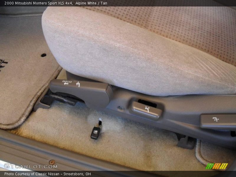 Alpine White / Tan 2000 Mitsubishi Montero Sport XLS 4x4