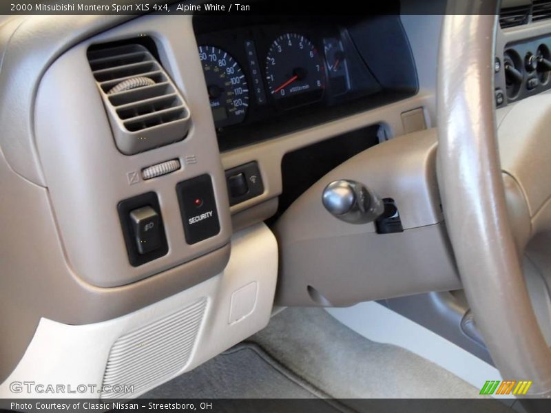 Alpine White / Tan 2000 Mitsubishi Montero Sport XLS 4x4