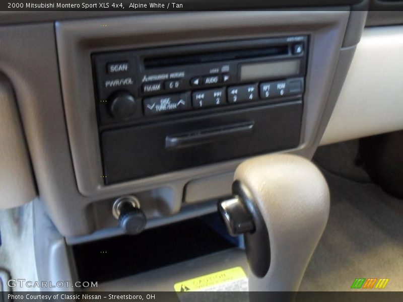 Alpine White / Tan 2000 Mitsubishi Montero Sport XLS 4x4
