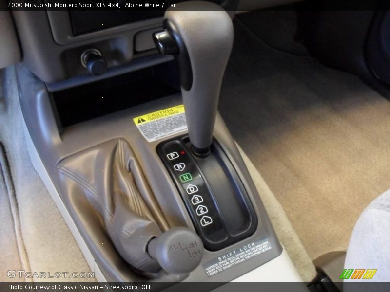 Alpine White / Tan 2000 Mitsubishi Montero Sport XLS 4x4