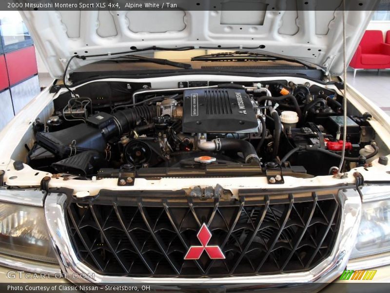 Alpine White / Tan 2000 Mitsubishi Montero Sport XLS 4x4