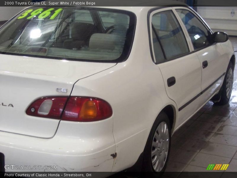 Super White / Pebble Beige 2000 Toyota Corolla CE