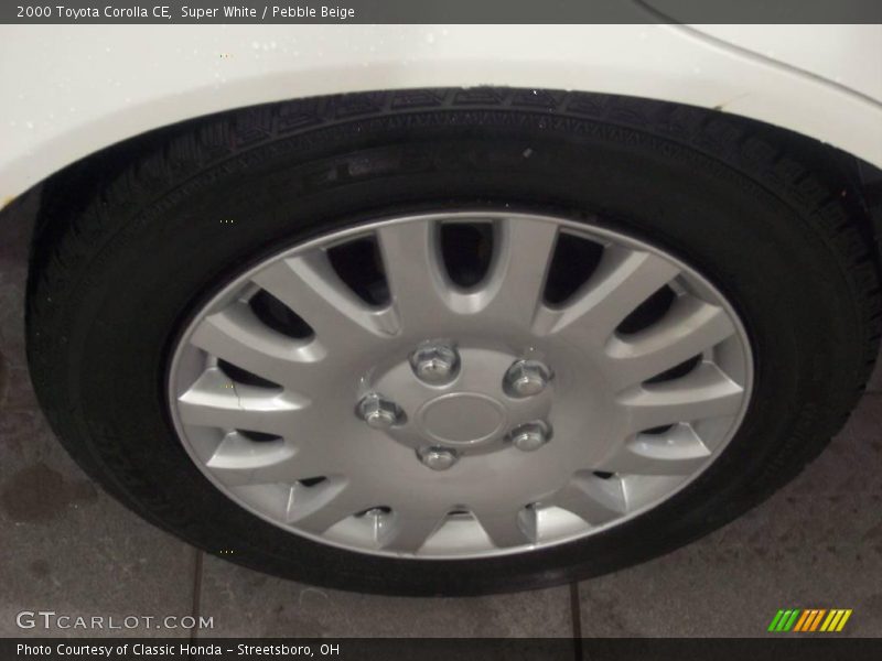 Super White / Pebble Beige 2000 Toyota Corolla CE