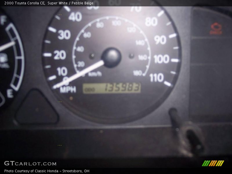 Super White / Pebble Beige 2000 Toyota Corolla CE