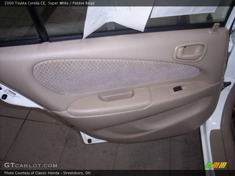 Super White / Pebble Beige 2000 Toyota Corolla CE