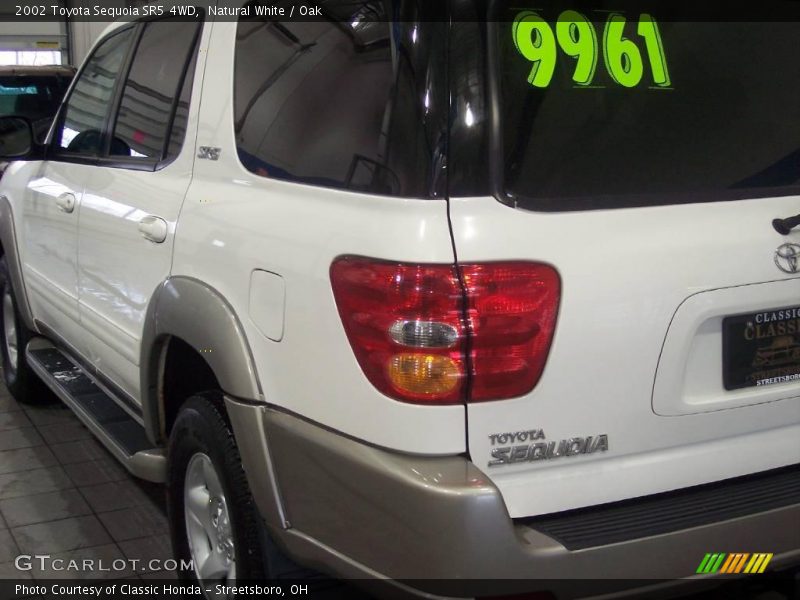 Natural White / Oak 2002 Toyota Sequoia SR5 4WD