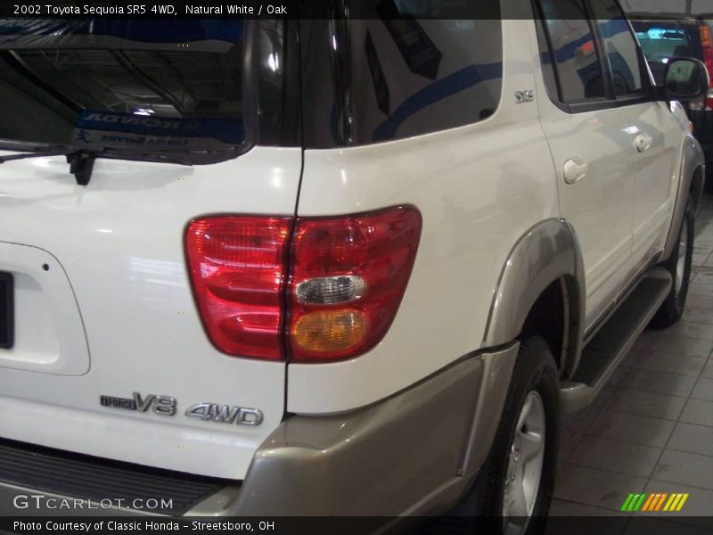 Natural White / Oak 2002 Toyota Sequoia SR5 4WD