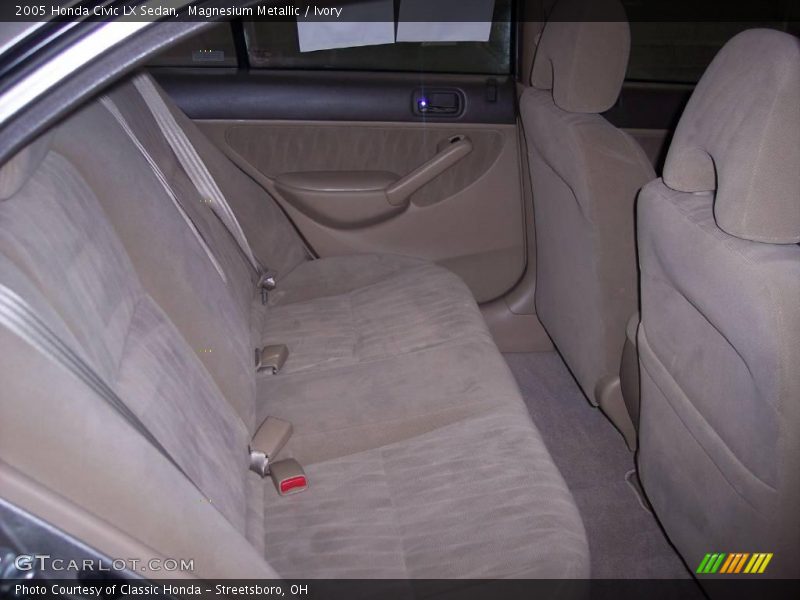 Magnesium Metallic / Ivory 2005 Honda Civic LX Sedan