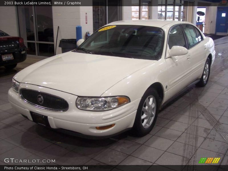 White / Graphite 2003 Buick LeSabre Limited