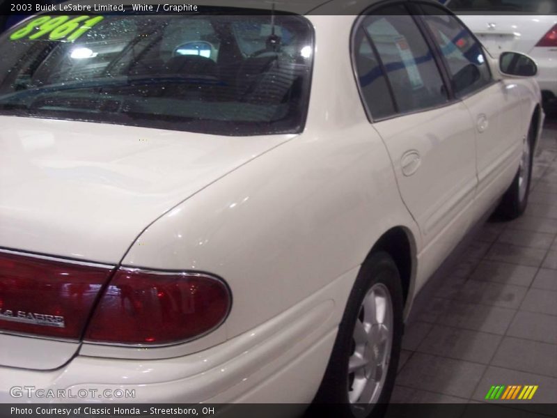 White / Graphite 2003 Buick LeSabre Limited