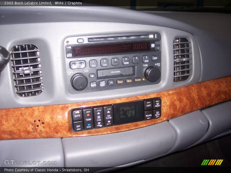 White / Graphite 2003 Buick LeSabre Limited