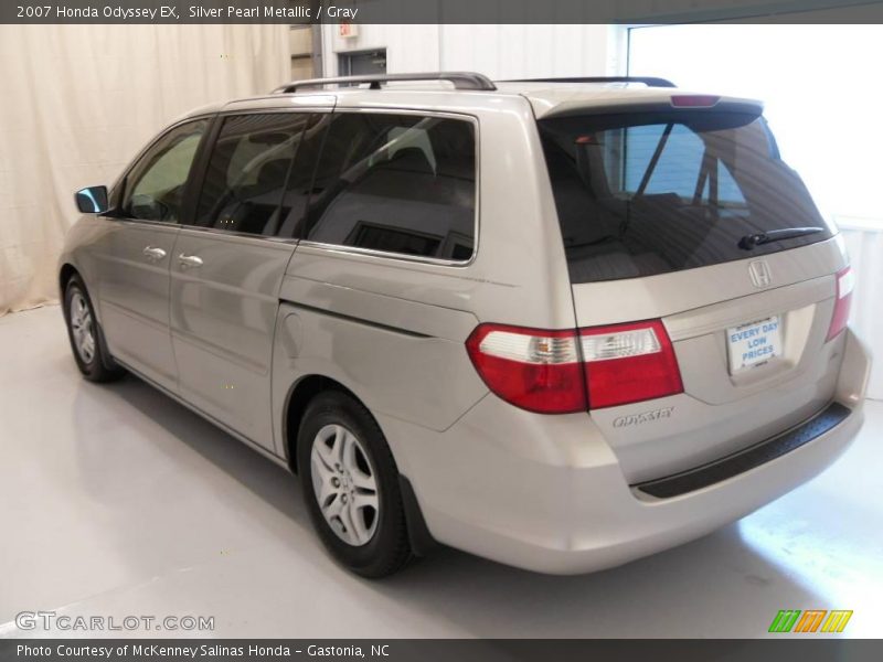 Silver Pearl Metallic / Gray 2007 Honda Odyssey EX