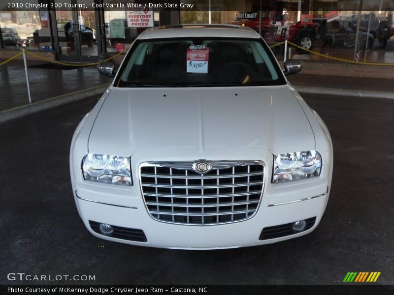 Cool Vanilla White / Dark Slate Gray 2010 Chrysler 300 Touring