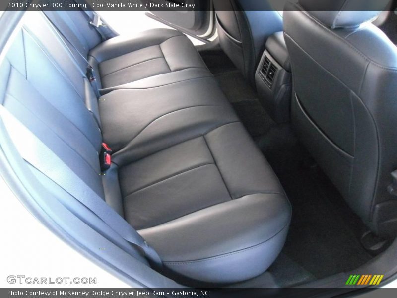 Cool Vanilla White / Dark Slate Gray 2010 Chrysler 300 Touring