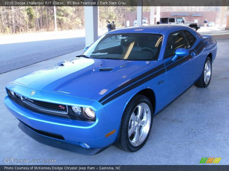 B5 Blue Pearlcoat / Dark Slate Gray 2010 Dodge Challenger R/T Classic