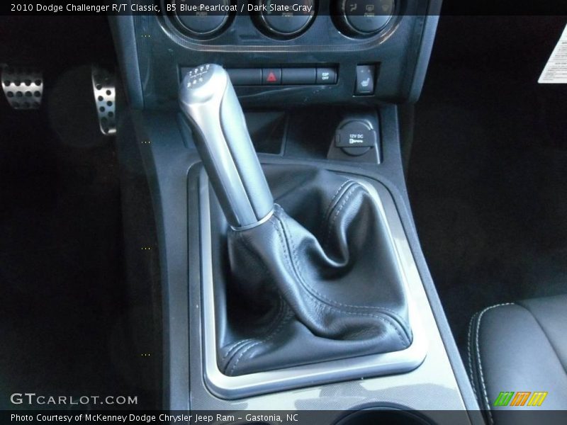 B5 Blue Pearlcoat / Dark Slate Gray 2010 Dodge Challenger R/T Classic
