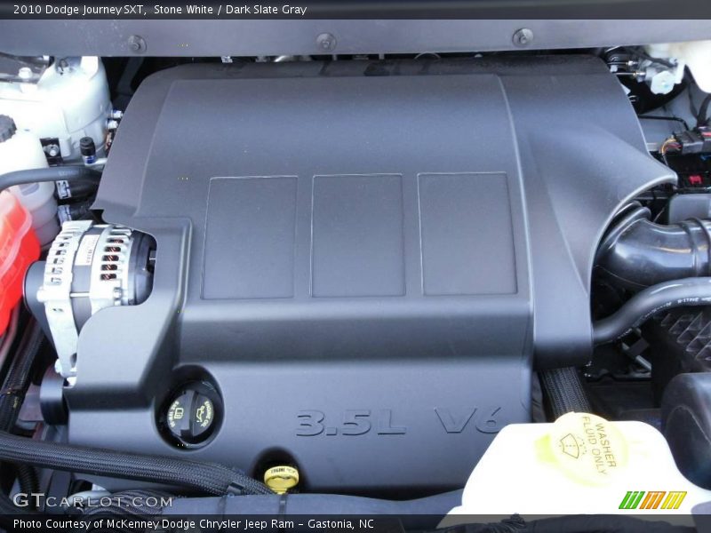 Stone White / Dark Slate Gray 2010 Dodge Journey SXT