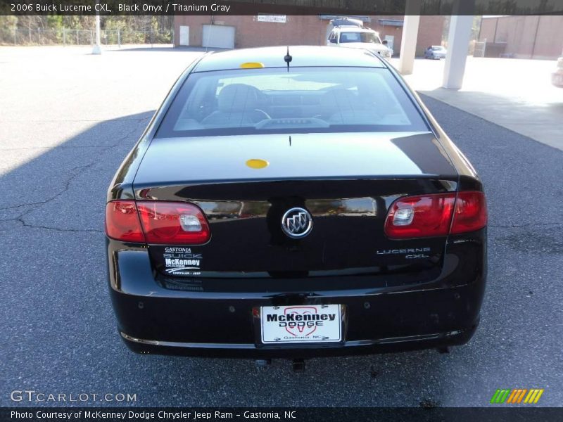 Black Onyx / Titanium Gray 2006 Buick Lucerne CXL