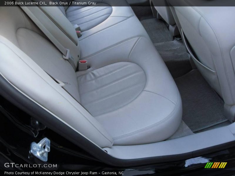 Black Onyx / Titanium Gray 2006 Buick Lucerne CXL