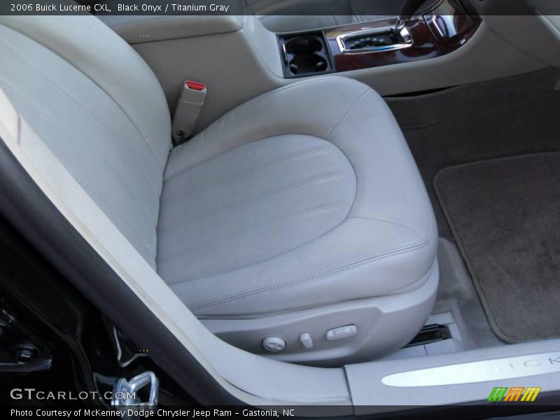 Black Onyx / Titanium Gray 2006 Buick Lucerne CXL