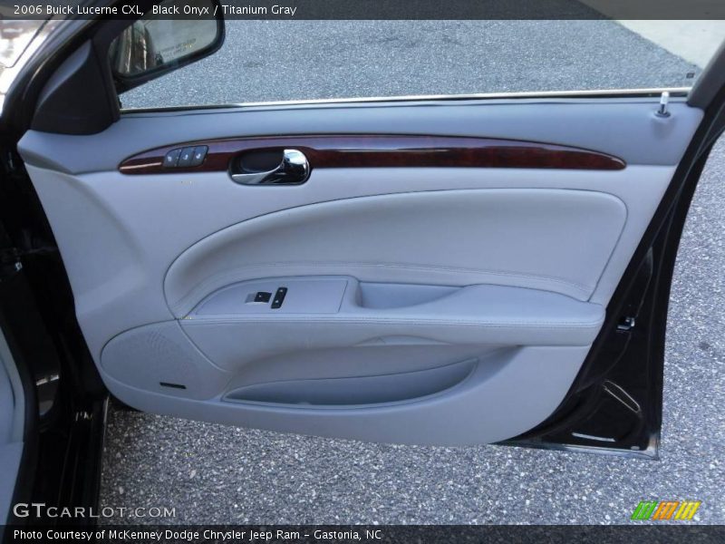 Black Onyx / Titanium Gray 2006 Buick Lucerne CXL