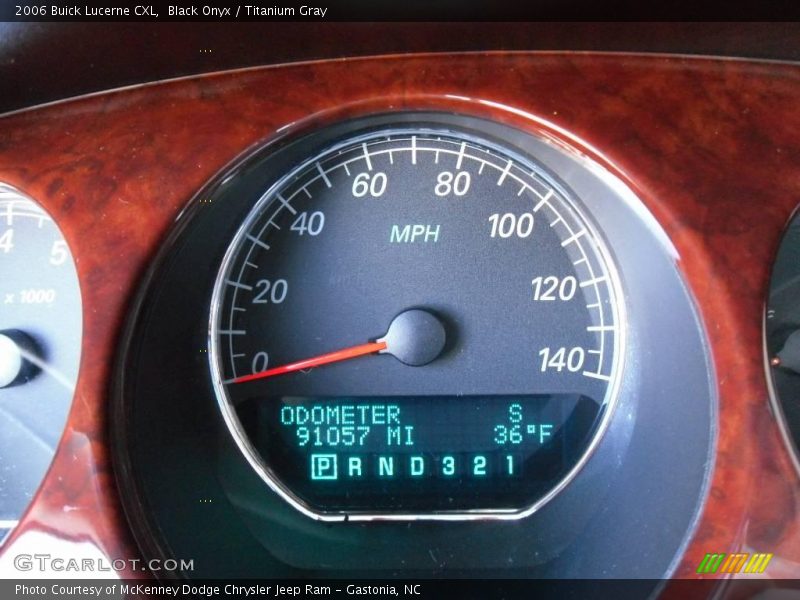 Black Onyx / Titanium Gray 2006 Buick Lucerne CXL