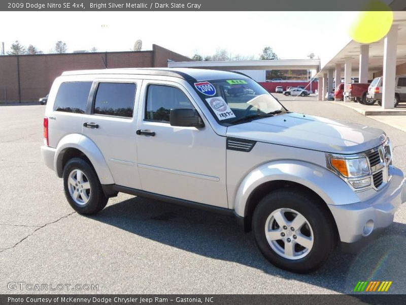 Bright Silver Metallic / Dark Slate Gray 2009 Dodge Nitro SE 4x4