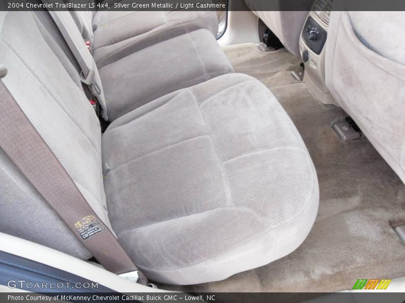 Silver Green Metallic / Light Cashmere 2004 Chevrolet TrailBlazer LS 4x4