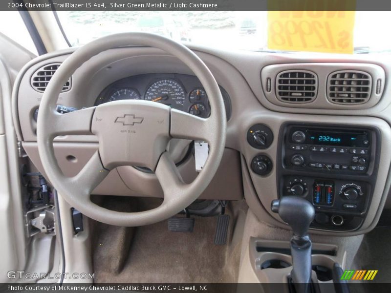 Silver Green Metallic / Light Cashmere 2004 Chevrolet TrailBlazer LS 4x4