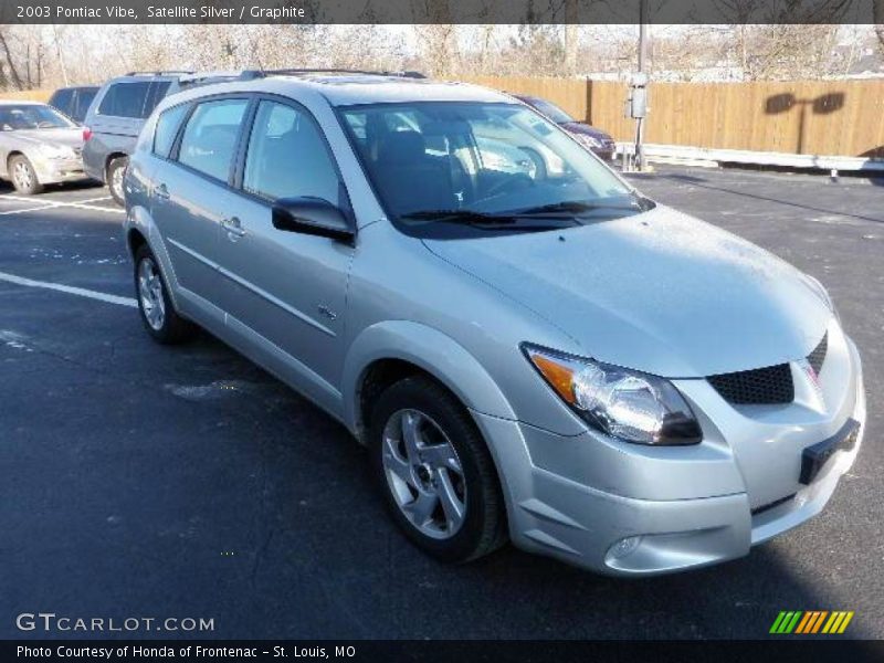Satellite Silver / Graphite 2003 Pontiac Vibe